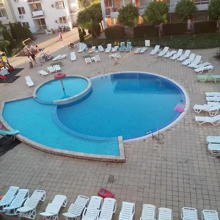 Nessebar Club 226 * ساني بيتش